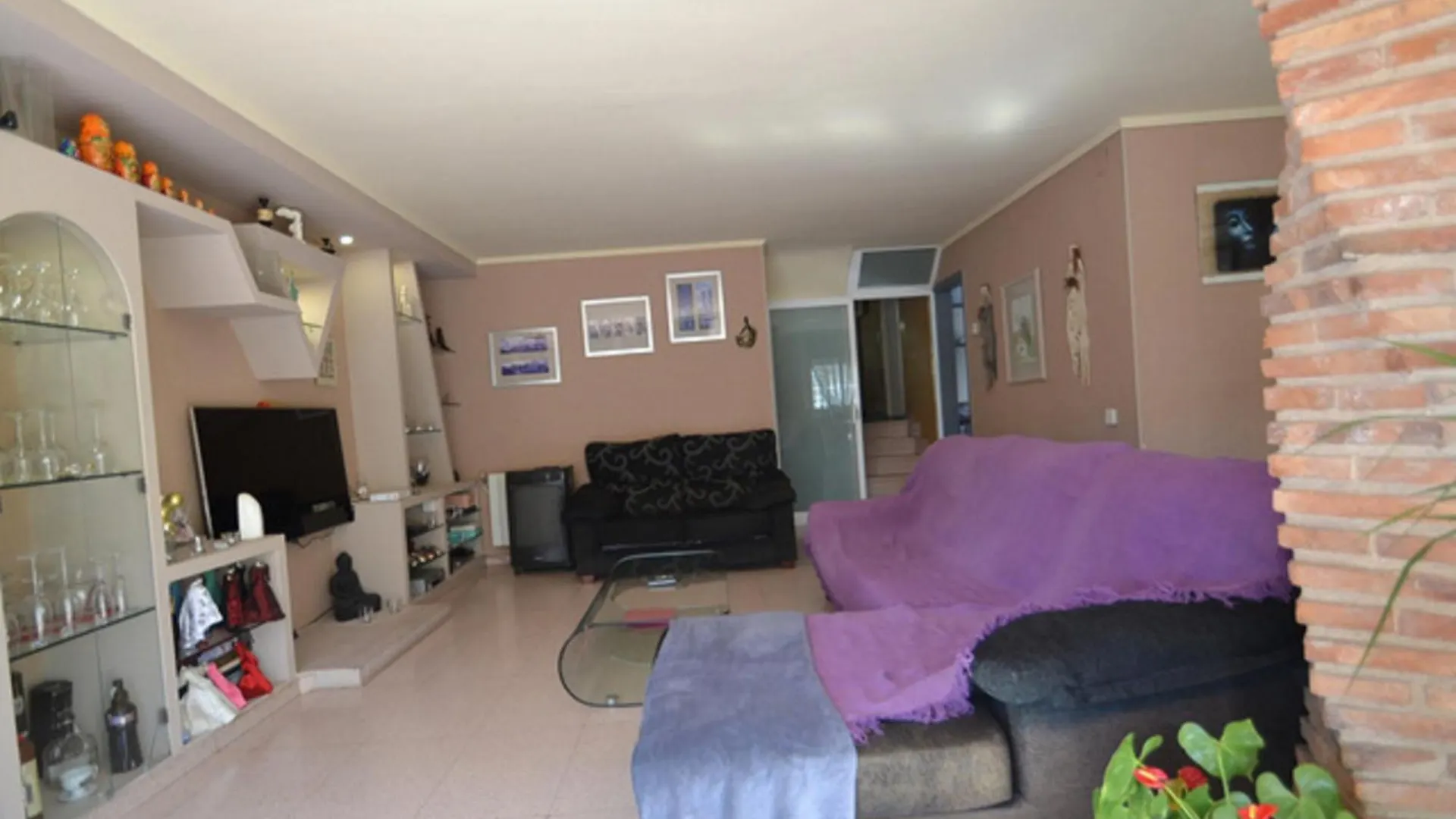 Pins Villa Planet Costa Dorada Salou